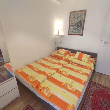 In 45808 Apartment *