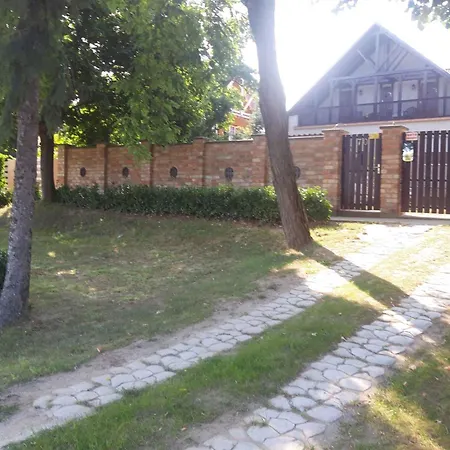 In 38456 Апартаменты Балатонсемеш