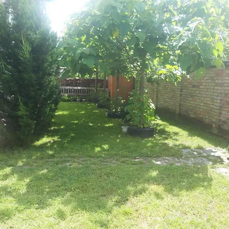 In 38456 Balatonszárszó