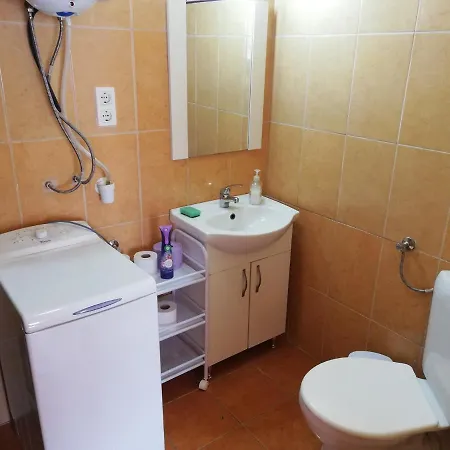 In 38456 Balatonszárszó
