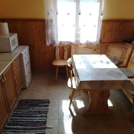 In 38456 Apartment