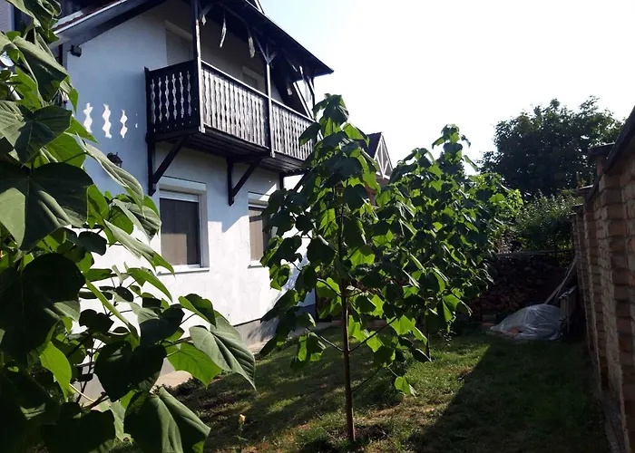 In 38456 Balatonszárszó